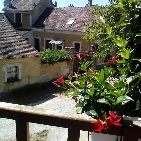 Semesterbostad Charmante Maison A Recloses